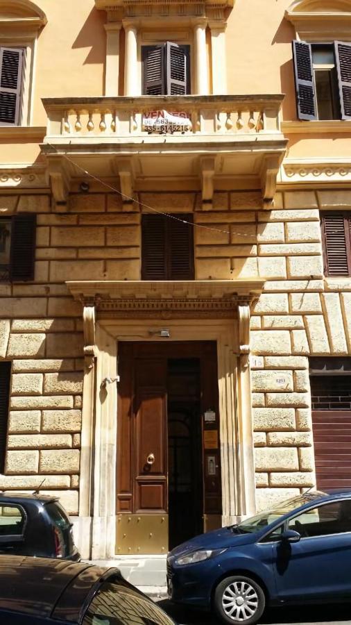 House 4 Mori Hotel Rome Bagian luar foto