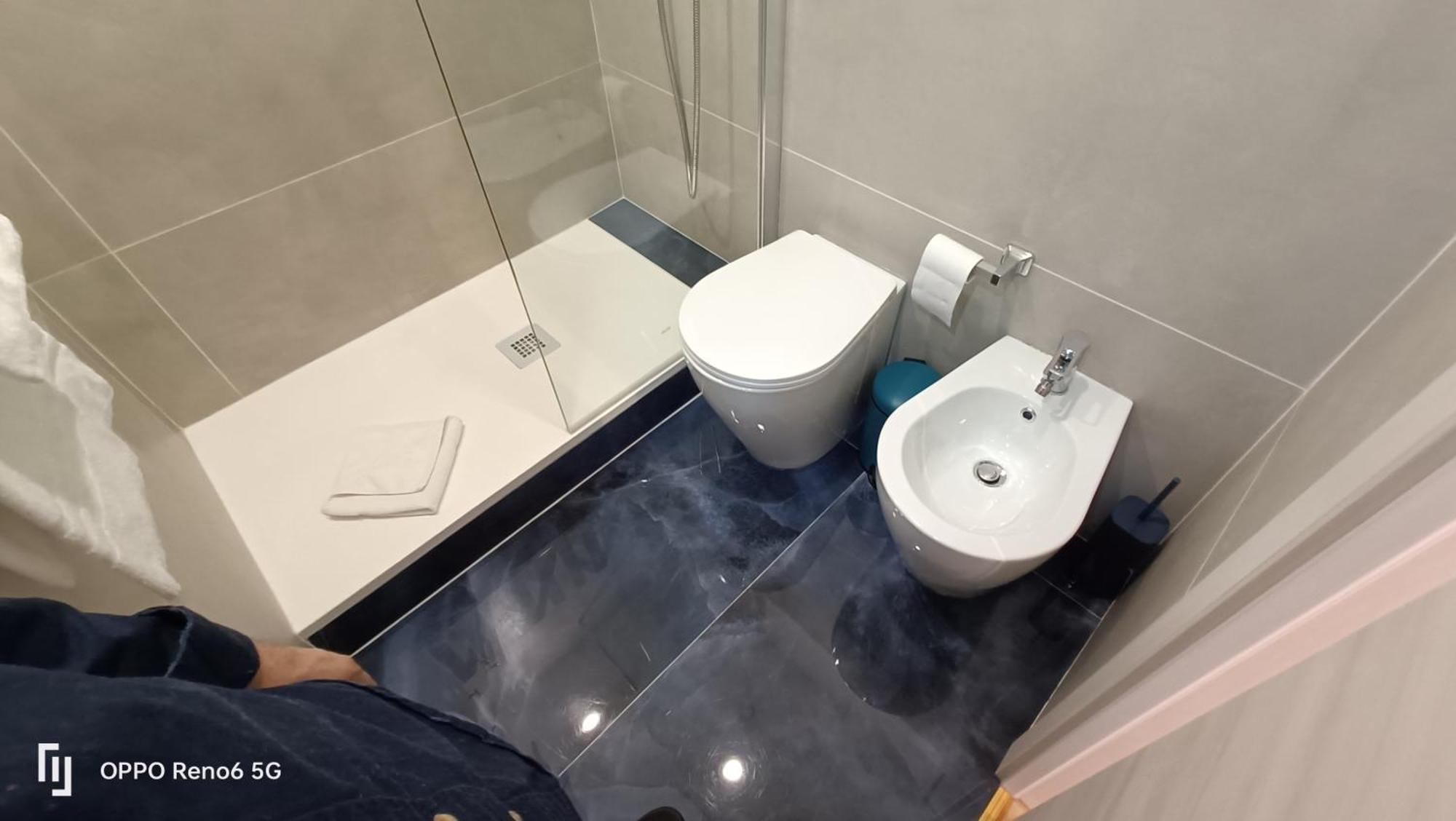 House 4 Mori Hotel Rome Bagian luar foto